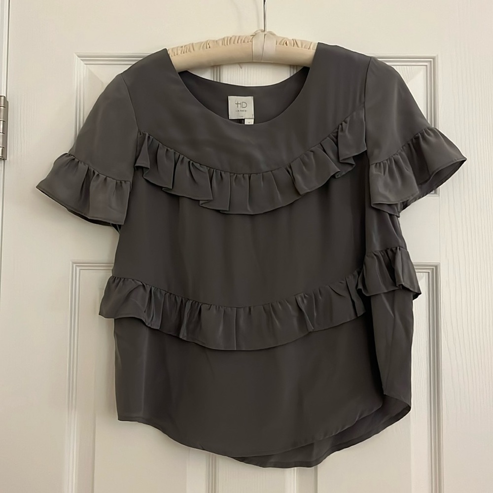 Anthropologie HD in Paris Silk Ruffle Top Sz S